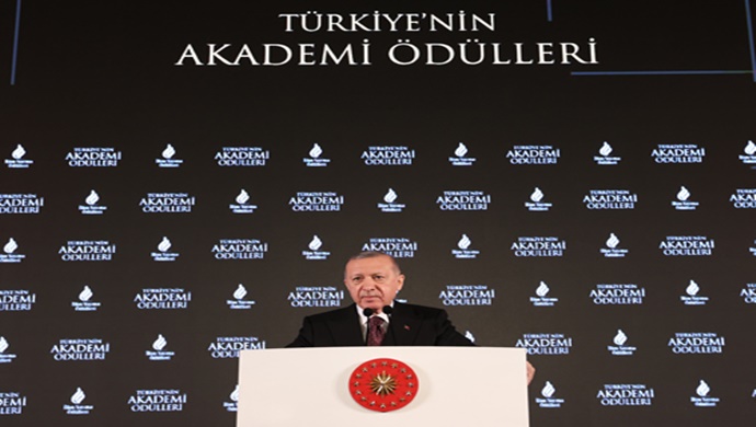 Cumhurbaşkanı Erdoğan, İlim Yayma Ödülleri Töreni’ne katıldı