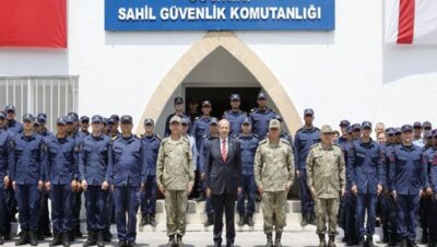 Cumhurbaşkanı Ersin Tatar, Sahil Güvenlik Komutanlığı’nda “Kıbrıs tarihi ve iki eşit ayrı egemen devlet” konularında bir konuşma yaptı