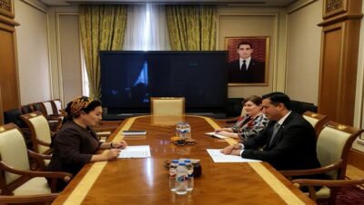 Büyükelçinin Türkmenistan Kültür ve Medyadan Sorumlu Bakanlar Kurulu Başkan Vekili ile görüşmesi