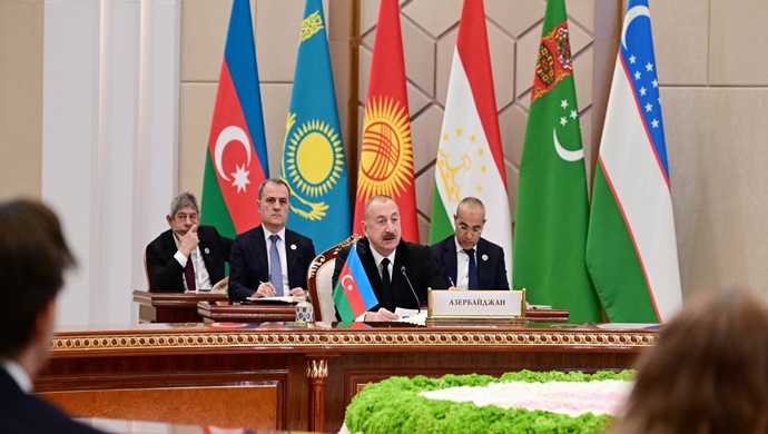 İlham Əliyev Mərkəzi Asiya Dövlət Başçılarının 7-ci Məşvərət Görüşünün iclasında çıxış edib
