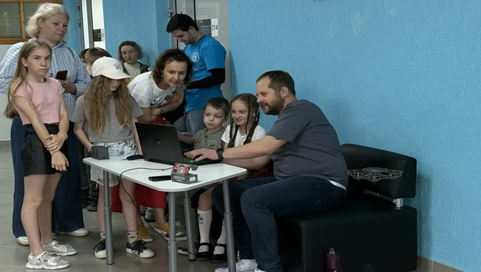 Birleşik Rusya, Omsk’ta bir aile bilgi yarışması düzenledi